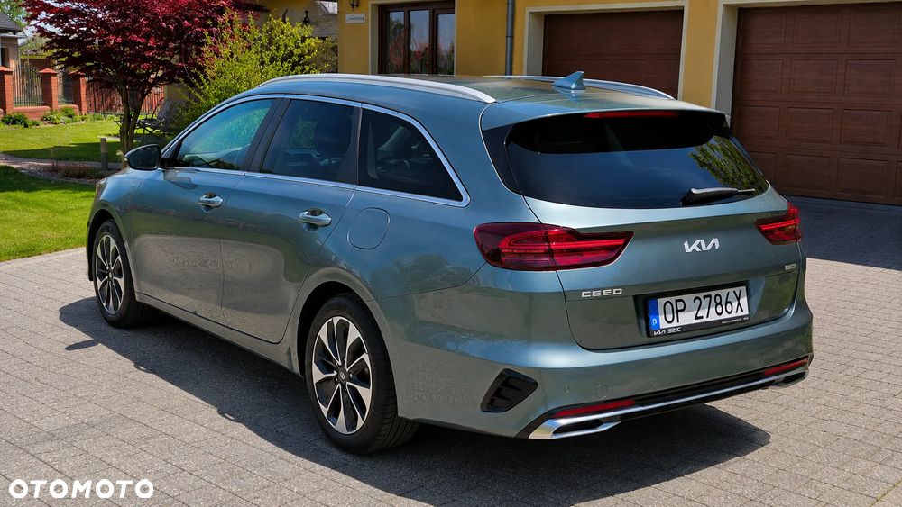 Kia Ceed - 4