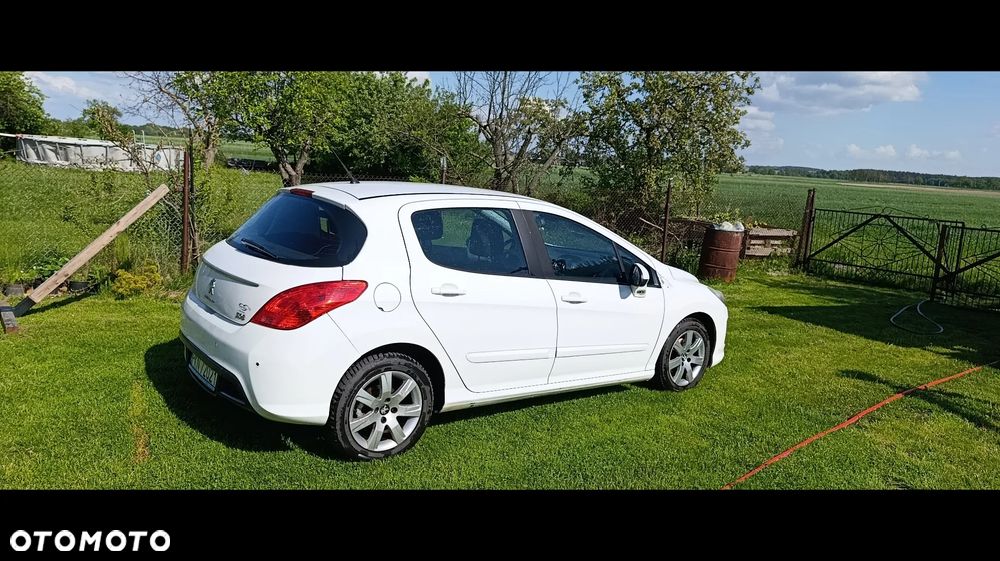 Peugeot 308 1.6 HDi Premium - 2