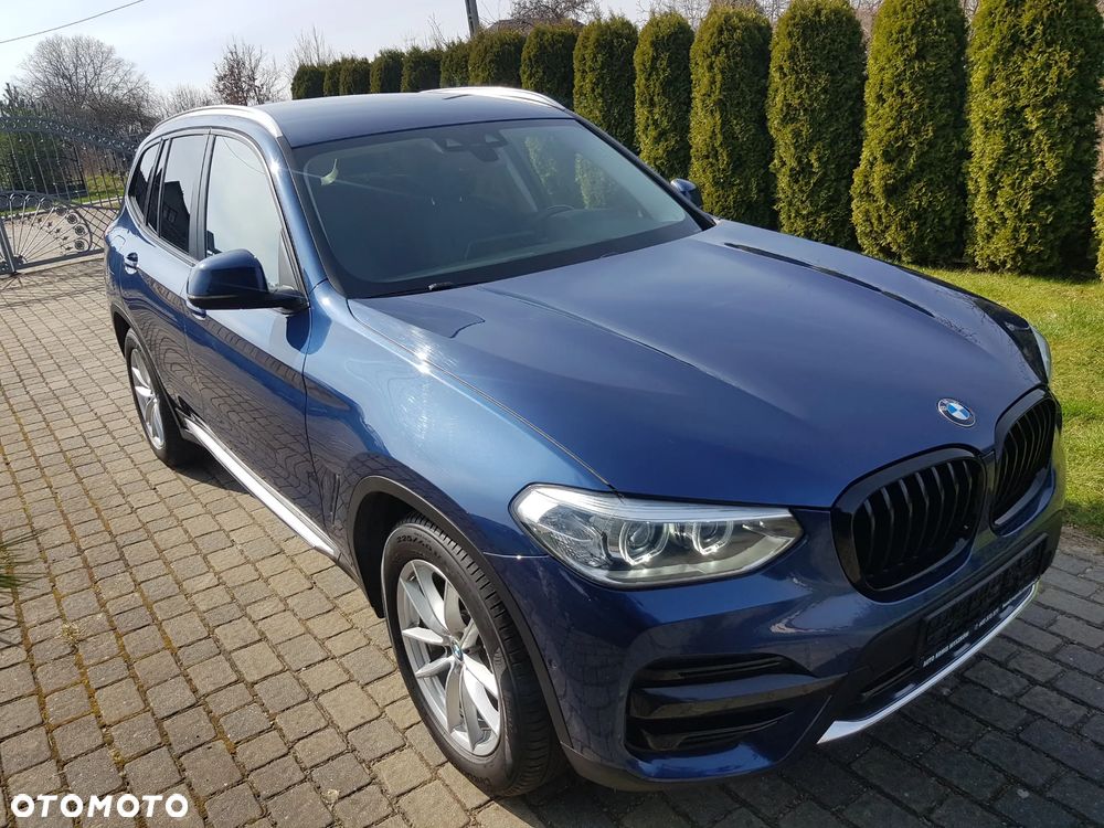 BMW X3 sDrive18d Business Edition - 1