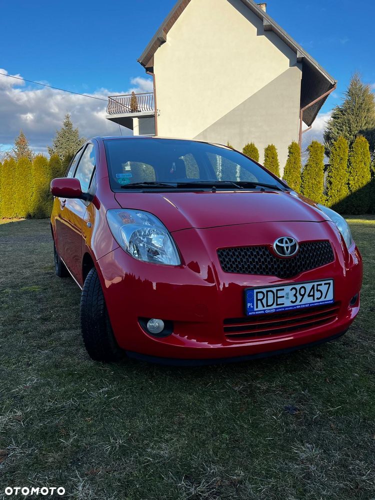 Toyota Yaris 1.0 VVT-i - 1