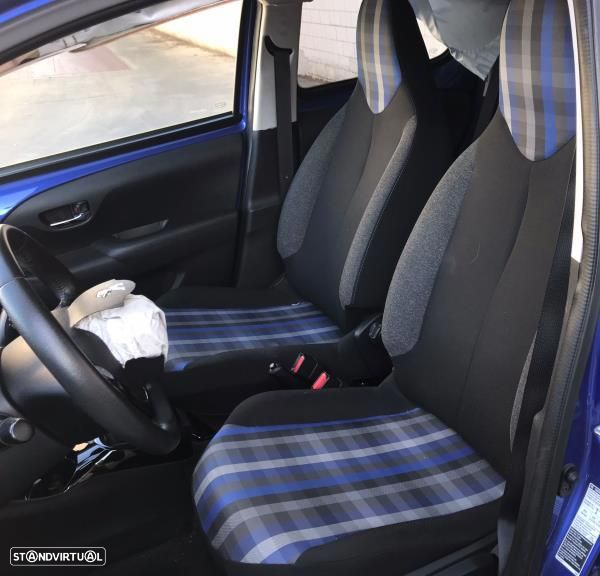 Para peças PEUGEOT 108 - 10