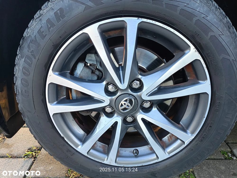 Toyota Avensis 1.8 Premium MS - 14