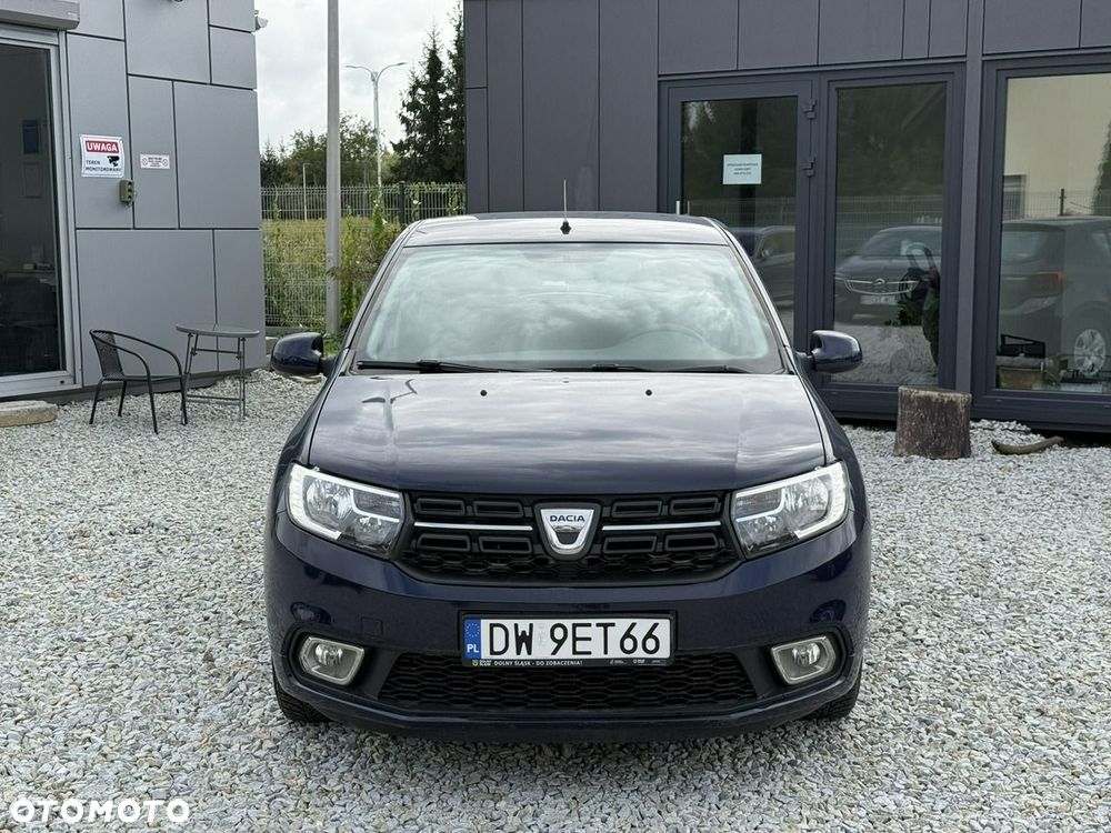 Dacia Sandero SCe 75 Essential - 2