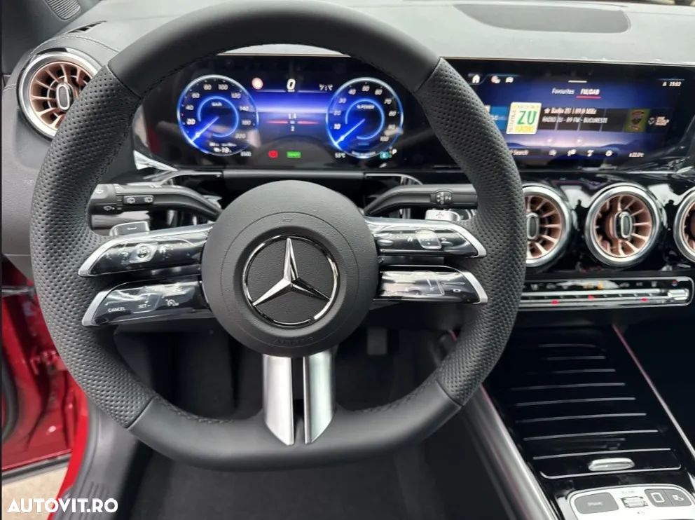 Mercedes-Benz EQA 250+ - 11