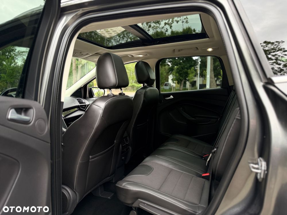 Ford Kuga 2.0 TDCi 4x4 Titanium - 14