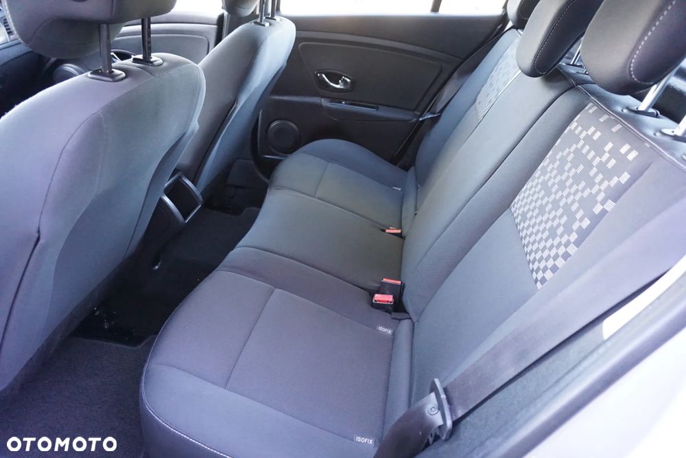 Renault Megane 1.5 dCi Dynamique - 9
