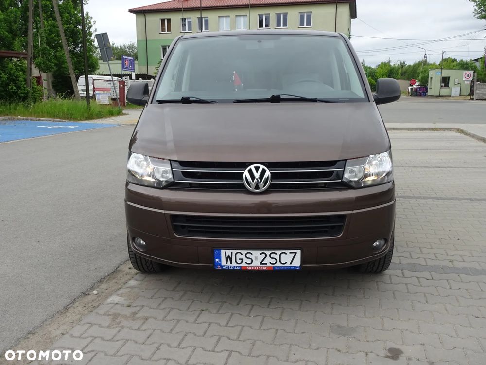 Volkswagen Multivan - 20