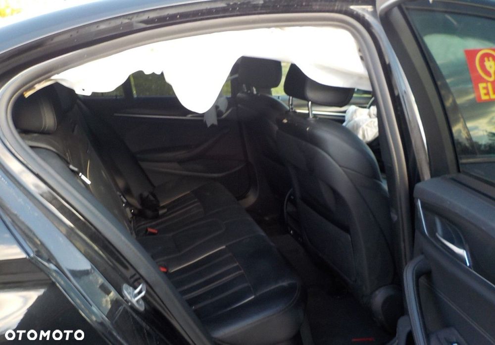 BMW Seria 5 - 21