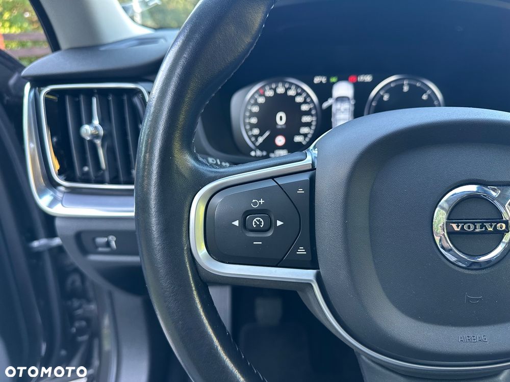 Volvo V60 D3 Drive-E Momentum - 20