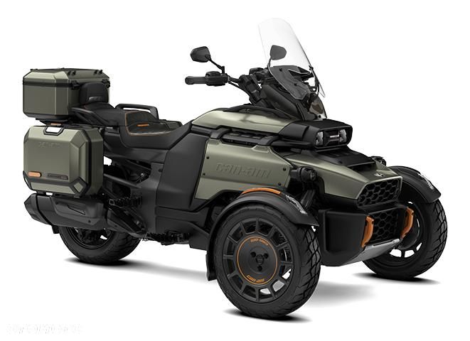 Can-Am Spyder - 1