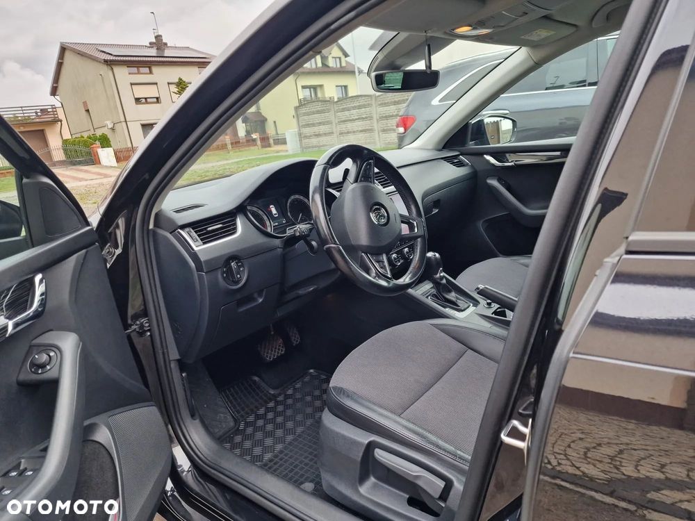 Skoda Octavia 2.0 TDI Style DSG - 13