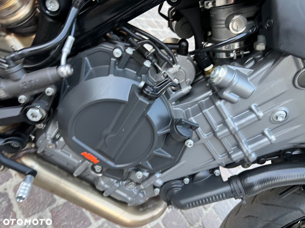 KTM DUKE 890 - 19
