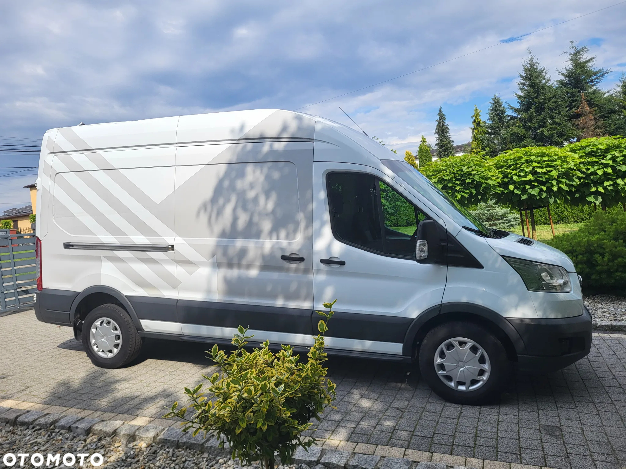 Ford Transit - 13