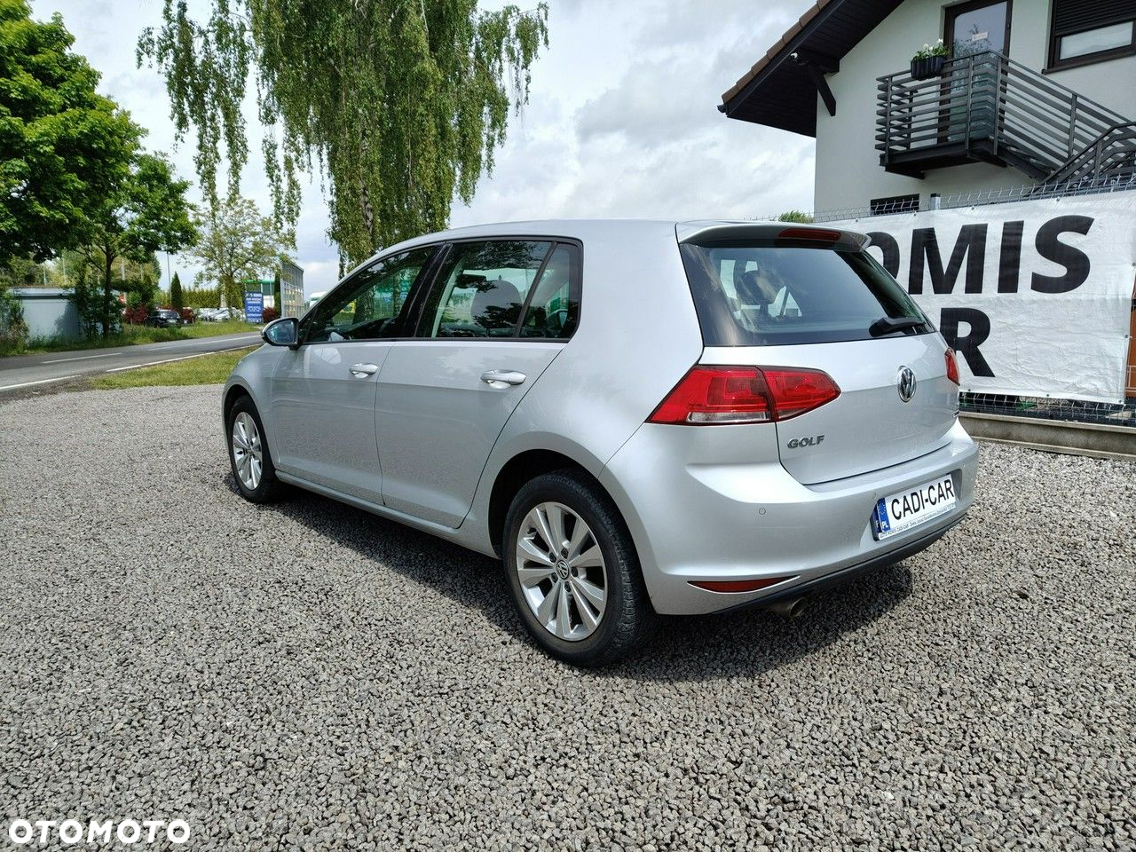 Volkswagen Golf - 6