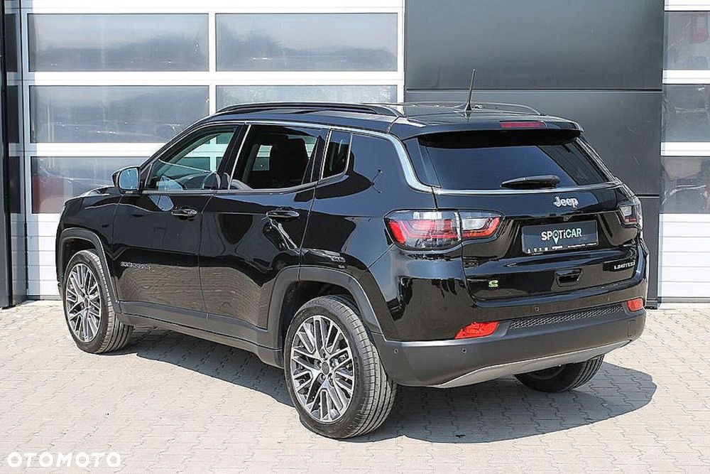 Jeep Compass - 12