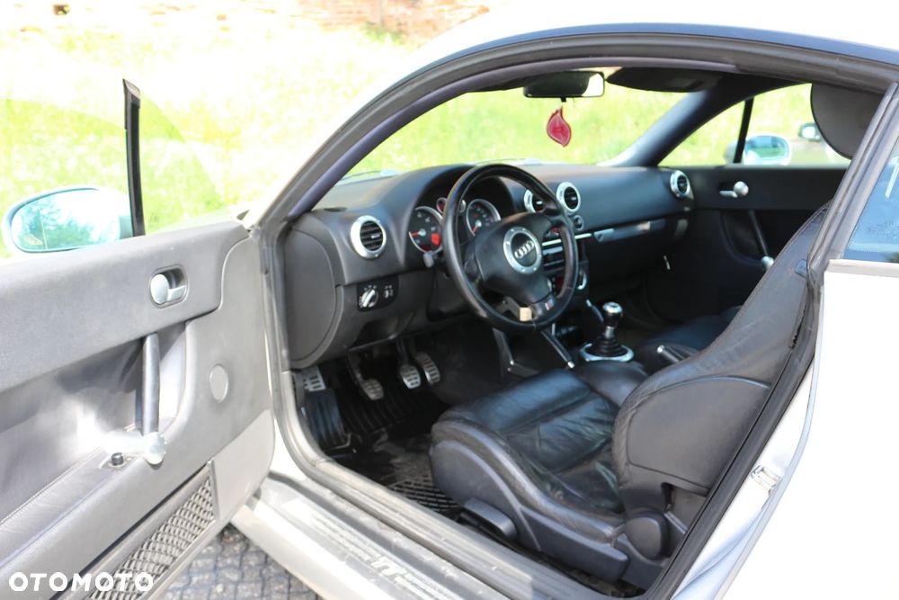 Audi TT Coupé 1.8 T - 10