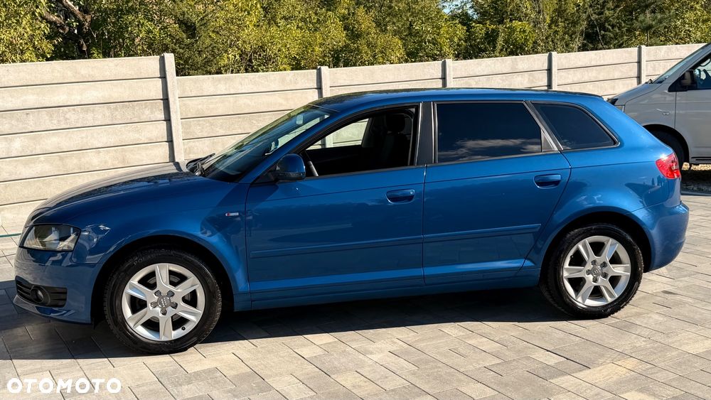 Audi A3 Sportback 1.6 Attraction - 24