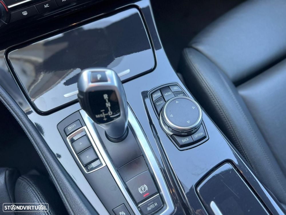 BMW 520 d Pack M Auto - 14