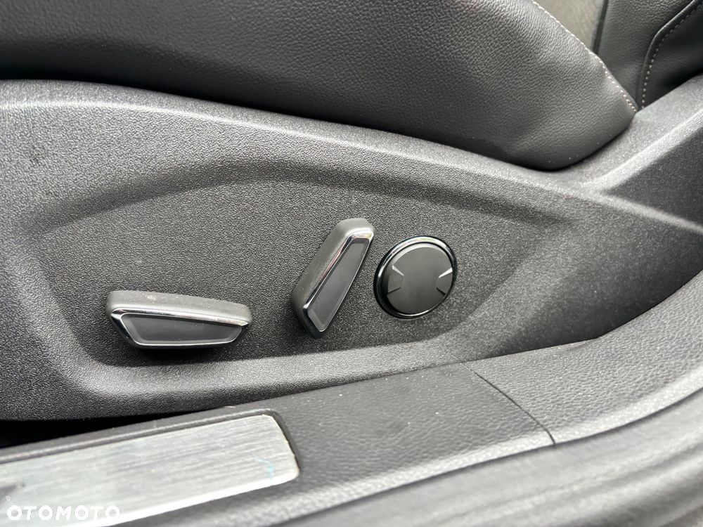 Ford Mondeo 2.0 TDCi Start-Stopp Business Edition - 24