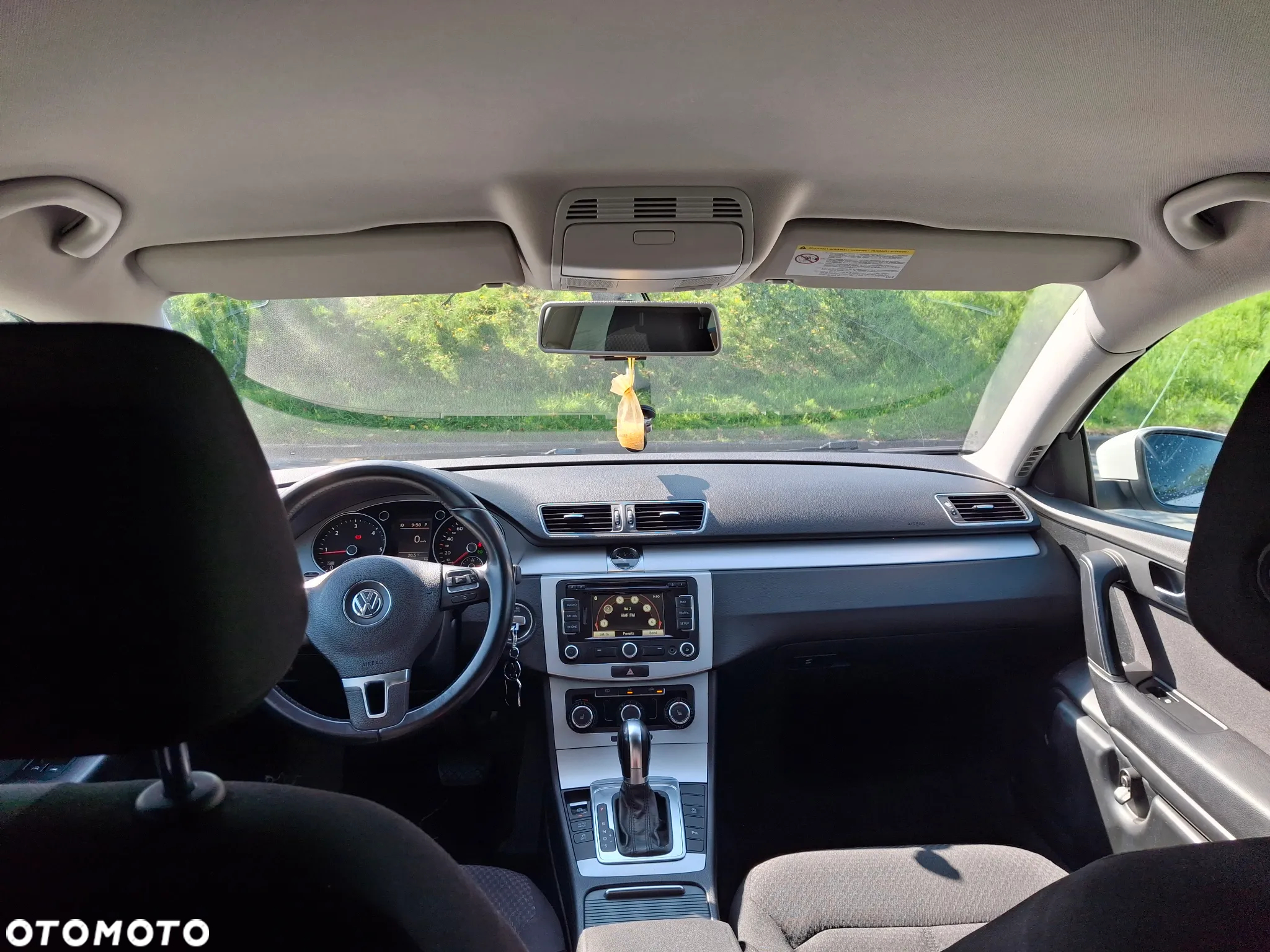 Volkswagen Passat 2.0 TDI Comfortline DSG - 11