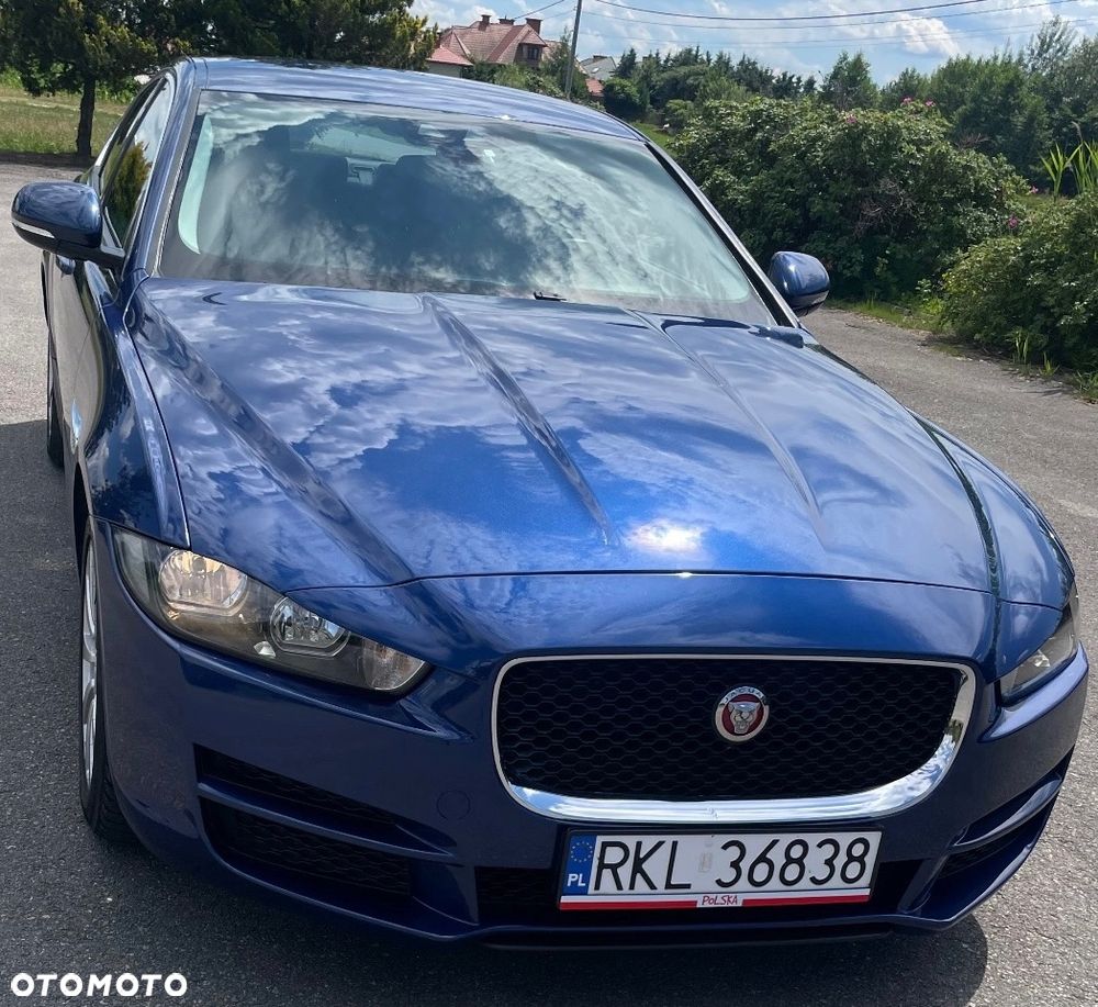 Jaguar XE 20d Prestige - 1
