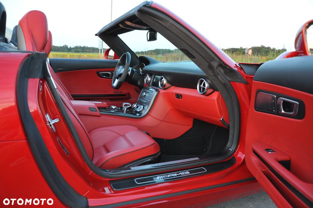Mercedes-Benz SLS - 30