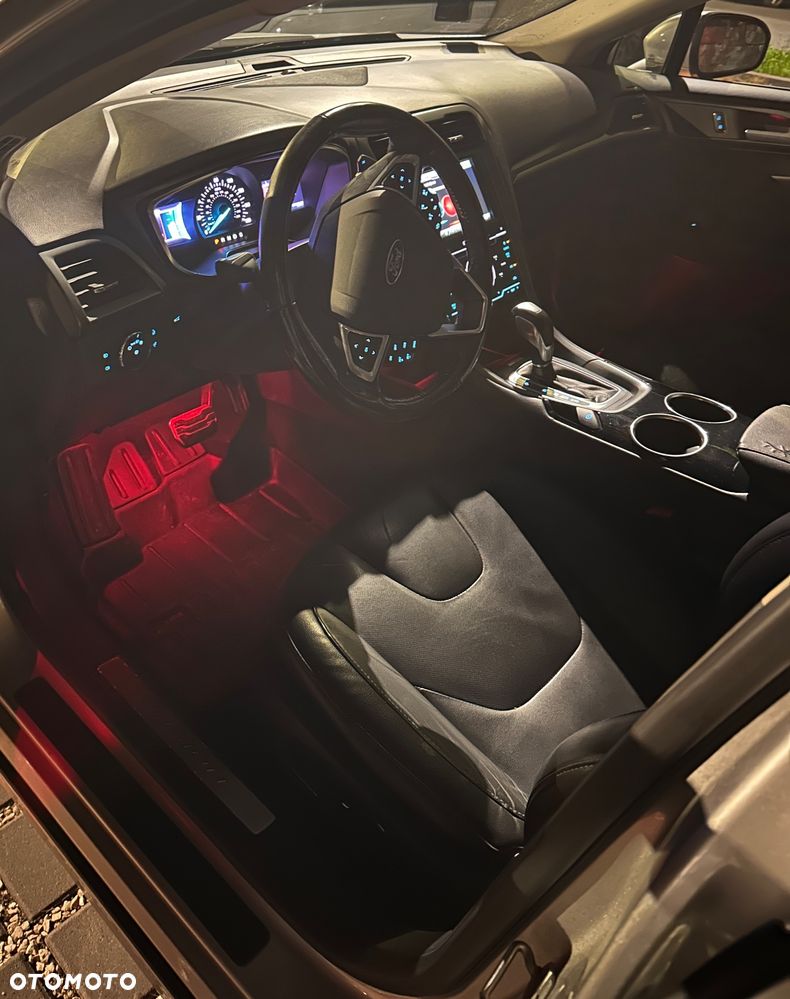 Ford Fusion - 15