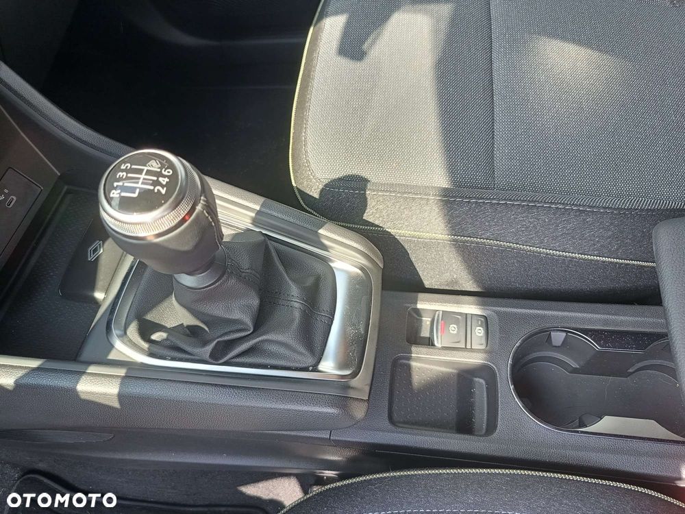 Renault Captur 1.2 TCe Techno - 16