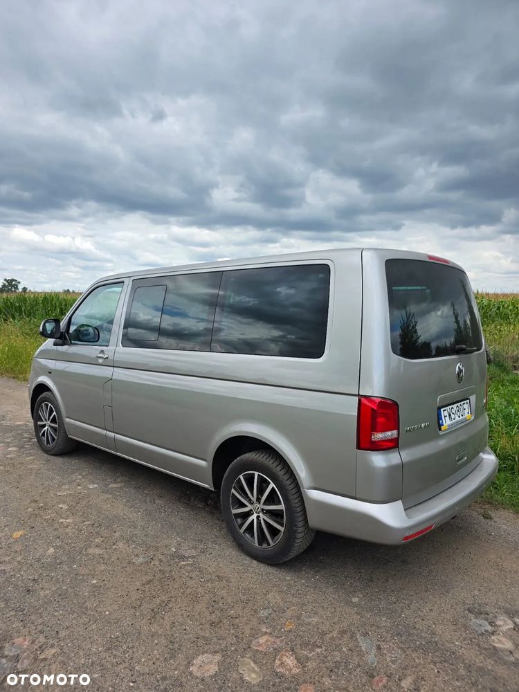 Volkswagen Multivan - 26