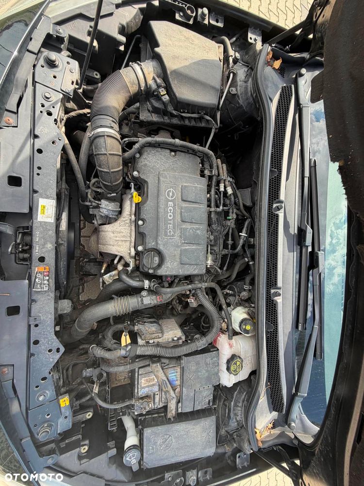 Opel Astra 1.4 T Active - 21