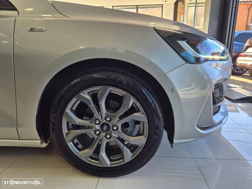 Ford Focus 1.0 EcoBoost MHEV ST-Line - 10