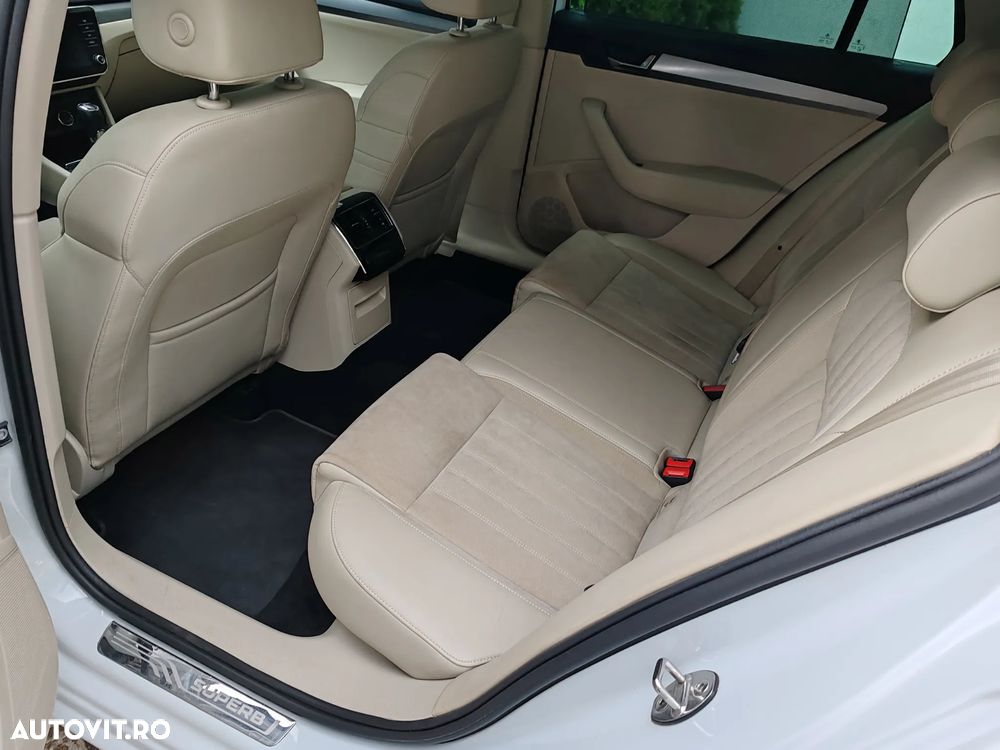 Skoda Superb 2.0 TDI DSG Ambition - 7