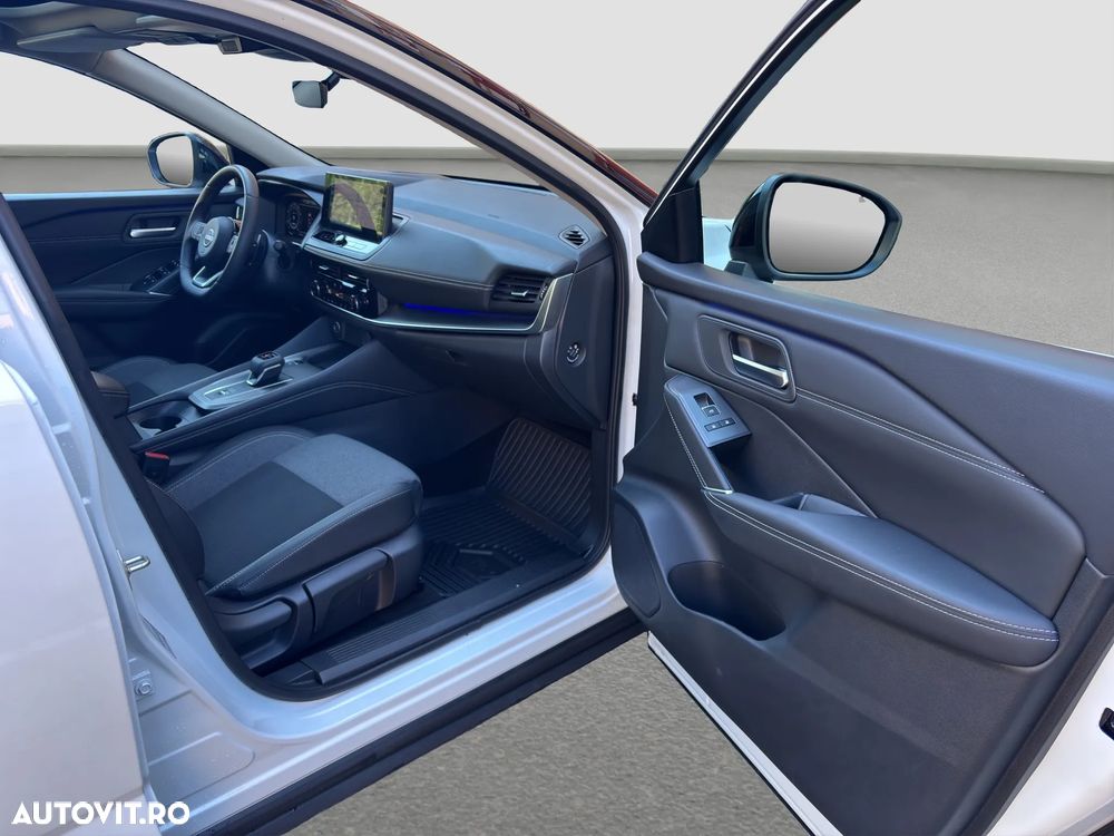 Nissan Qashqai 1.3 DIG-T MHEV Xtronic Premiere Edition - 24