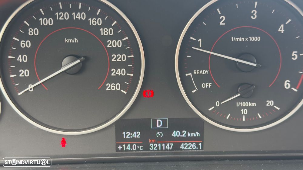 BMW 320 d Aut. Sport Line - 12