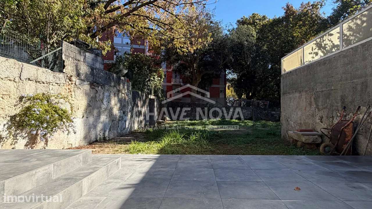 Moradia V3 Renovada em Campanhã (junto ao Jardim da Corujeira) - CO - Grande imagem: 2/16
