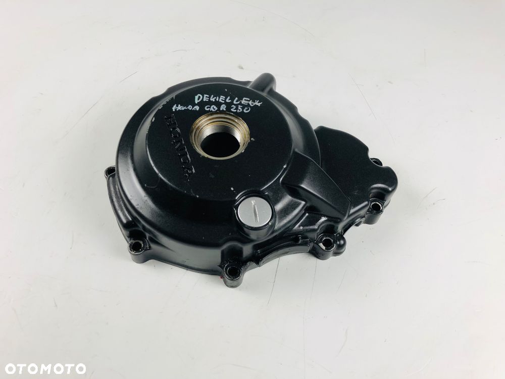 Honda CBR 250 dekiel lewy iskrownika pokrywa kapa - 3