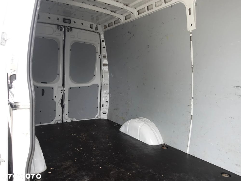 Iveco 35S14 L3H2 - 33