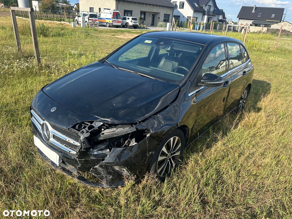 Mercedes-Benz Klasa B 250 e 8G-DCT Edition 2021 - 9