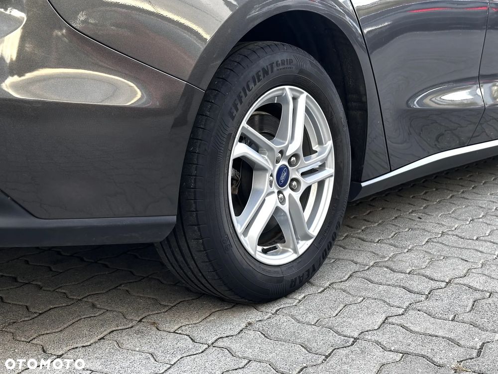 Ford Focus SW 1.5 EcoBlue Connected - 9