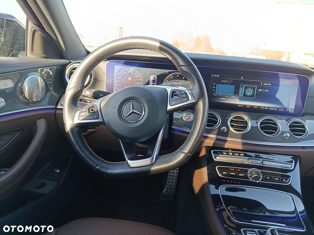 Mercedes-Benz Klasa E 43 AMG 4-Matic - 12