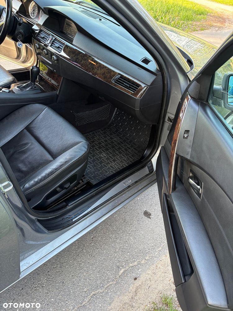 BMW Seria 5 535d - 14