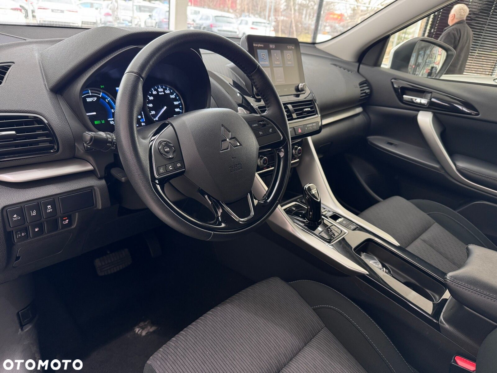 Mitsubishi Eclipse Cross - 8