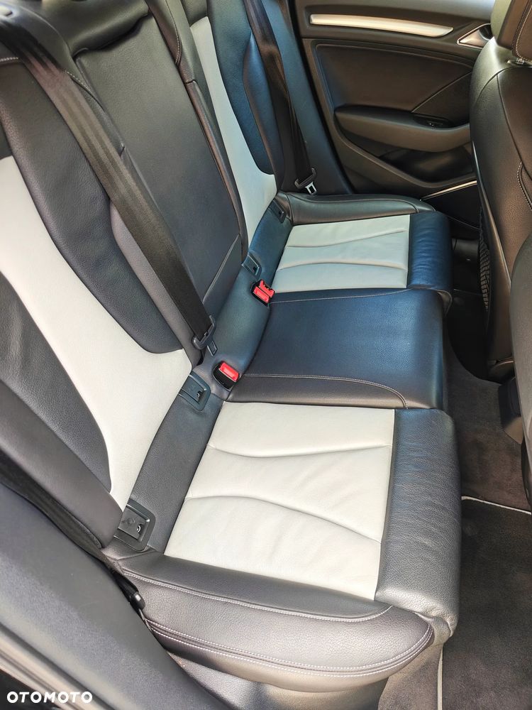 Audi S3 Limousine TFSI S tronic - 14