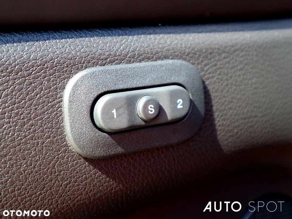 Jeep Grand Cherokee 6.4 V8 SRT8 - 15