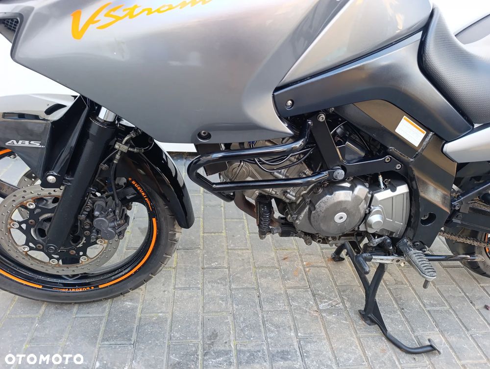 Suzuki V-STROM - 13