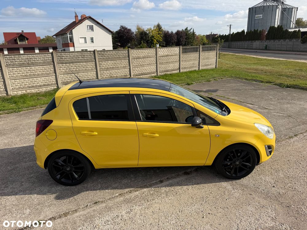 Opel Corsa 1.4 16V Color Edition - 20