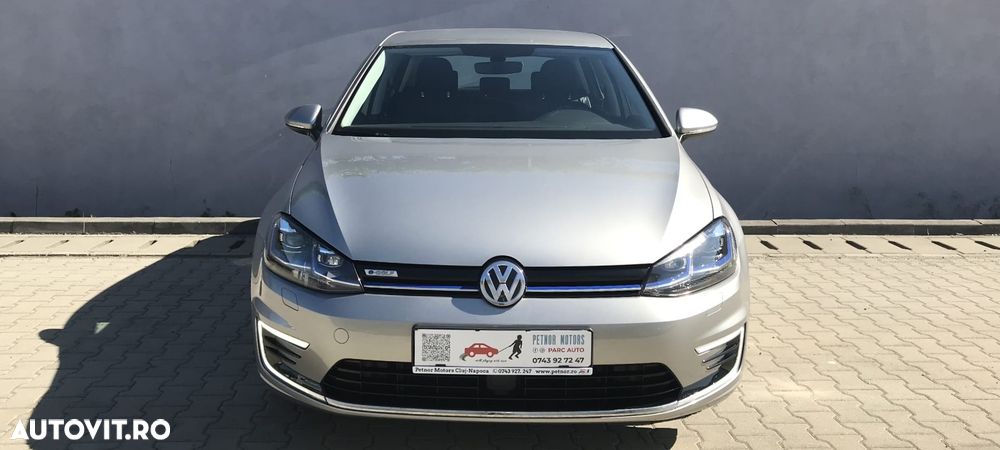 Volkswagen Golf - 12