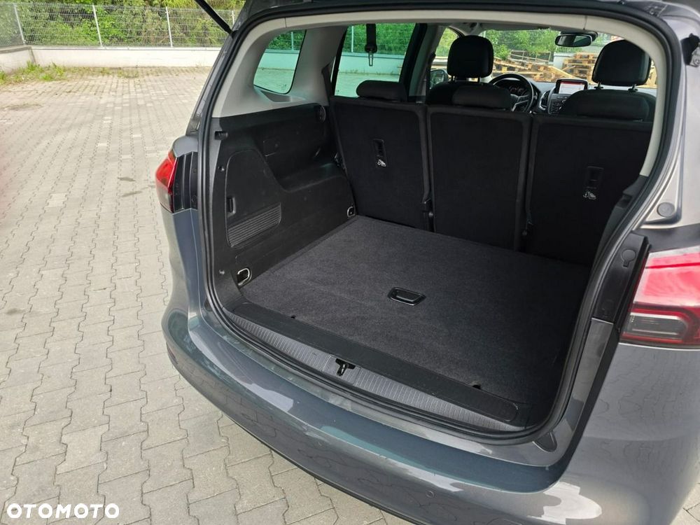 Opel Zafira - 36