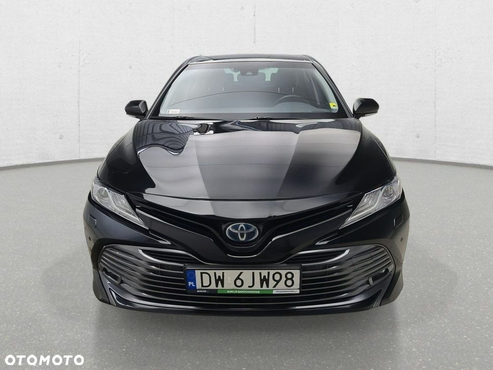 Toyota Camry - 2