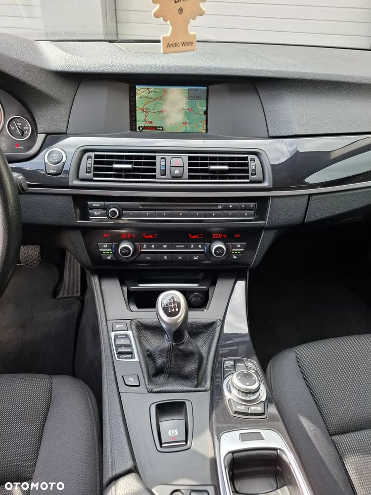BMW Seria 5 520d Efficient Dynamics Edition - 10